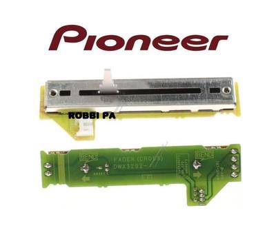 Pioneer crossfader DJM900nexus
